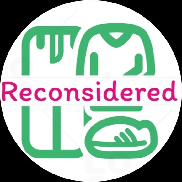 Poshmark profile picture for @reconsidered